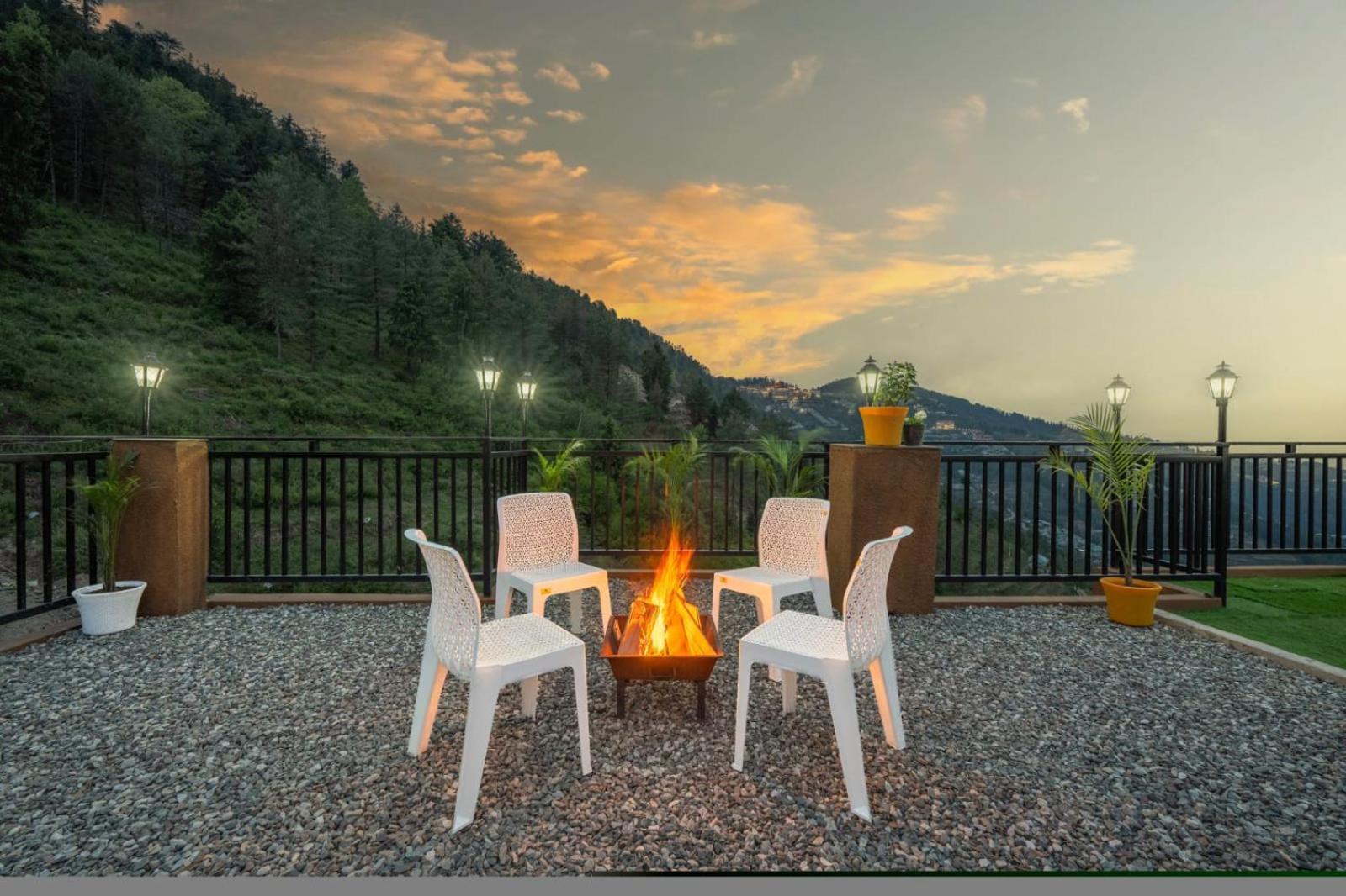 The Countryside Retreat I Vacations I Conference I Mice I Family Events I Open Air Terrace I Sky Bonfire I Kufri By Exotic Stays Shimla Exterior foto